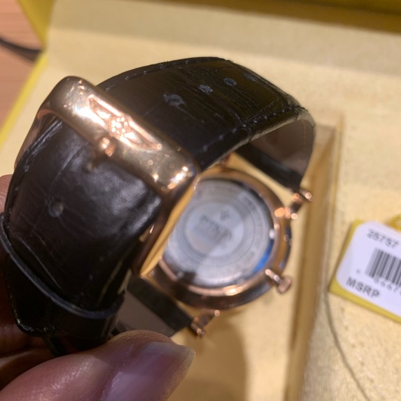 Watch - Picture 3 of 4